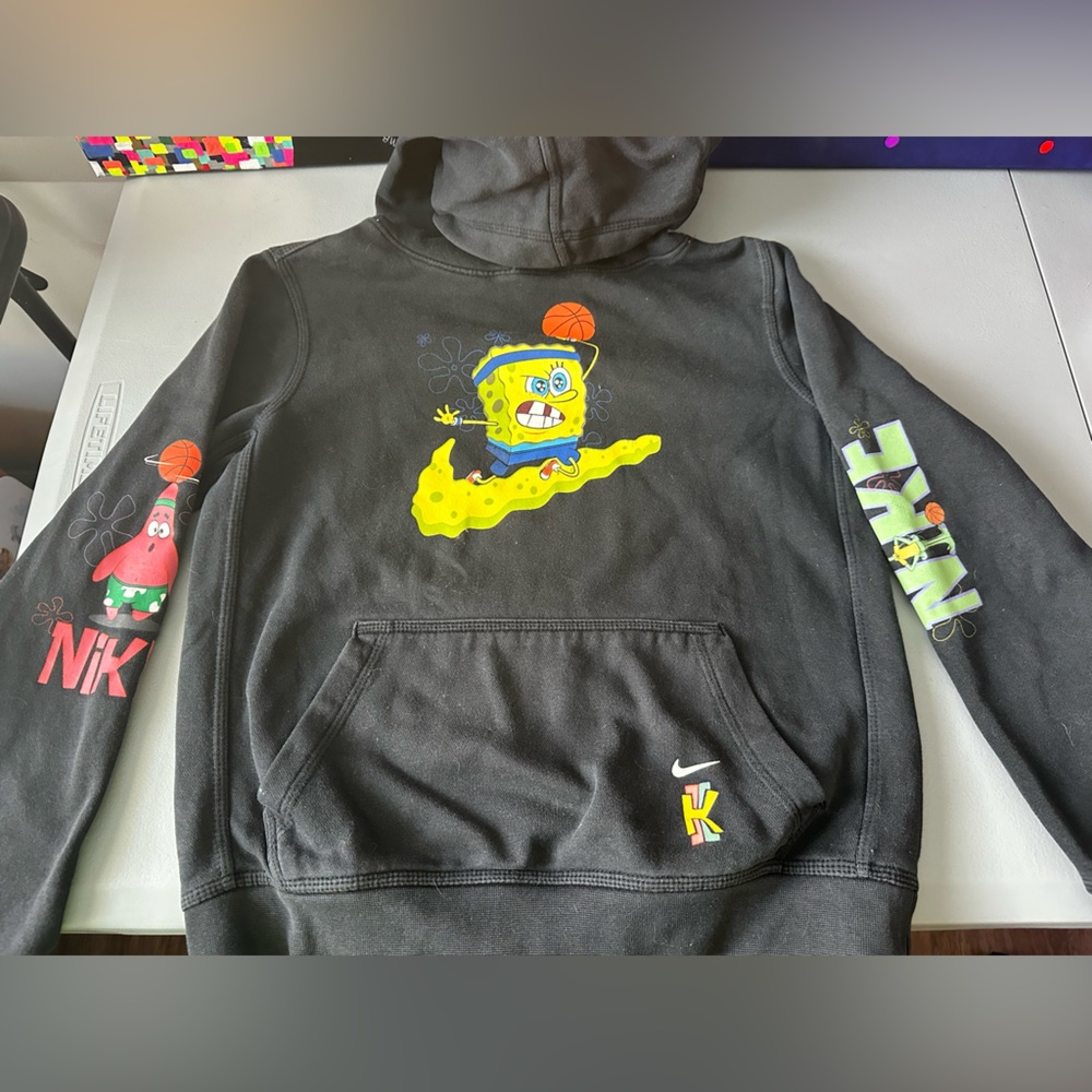Nike - Kyrie Irving x SpongeBob Black Hoodie - Kids Large - Basketball - Cartoon